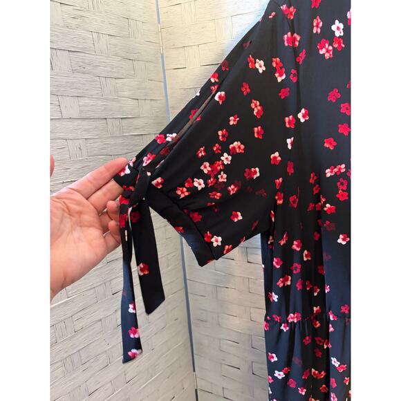 Lane Bryant women’s midi dress short sleeve floral V-neck romantic plus size ￼ - Picture 3 of 13